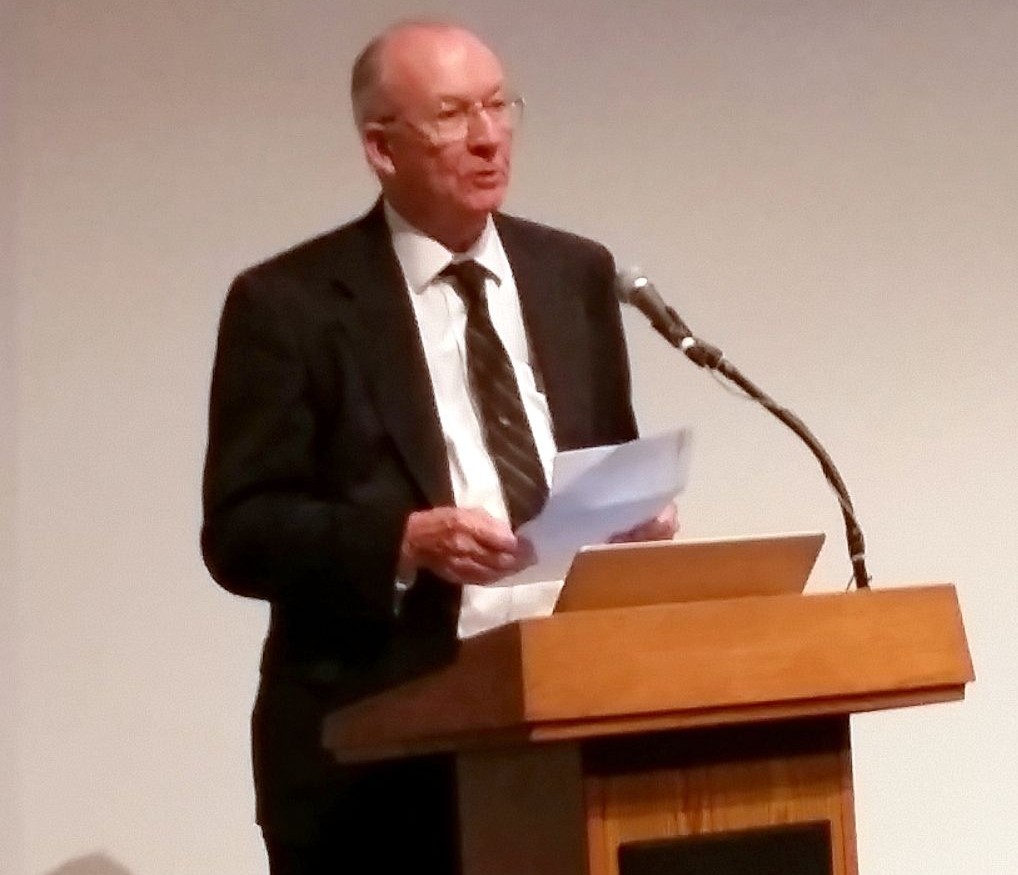 F. James Rohlf at the podium presenting information about the Rohlf Medal lecture