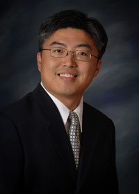 Eddie Shek is a member of the Dean's Council of the College of Engineering and Applied Sciences at Stony Brook University Headshot of Eddie Shek, Dean's Council