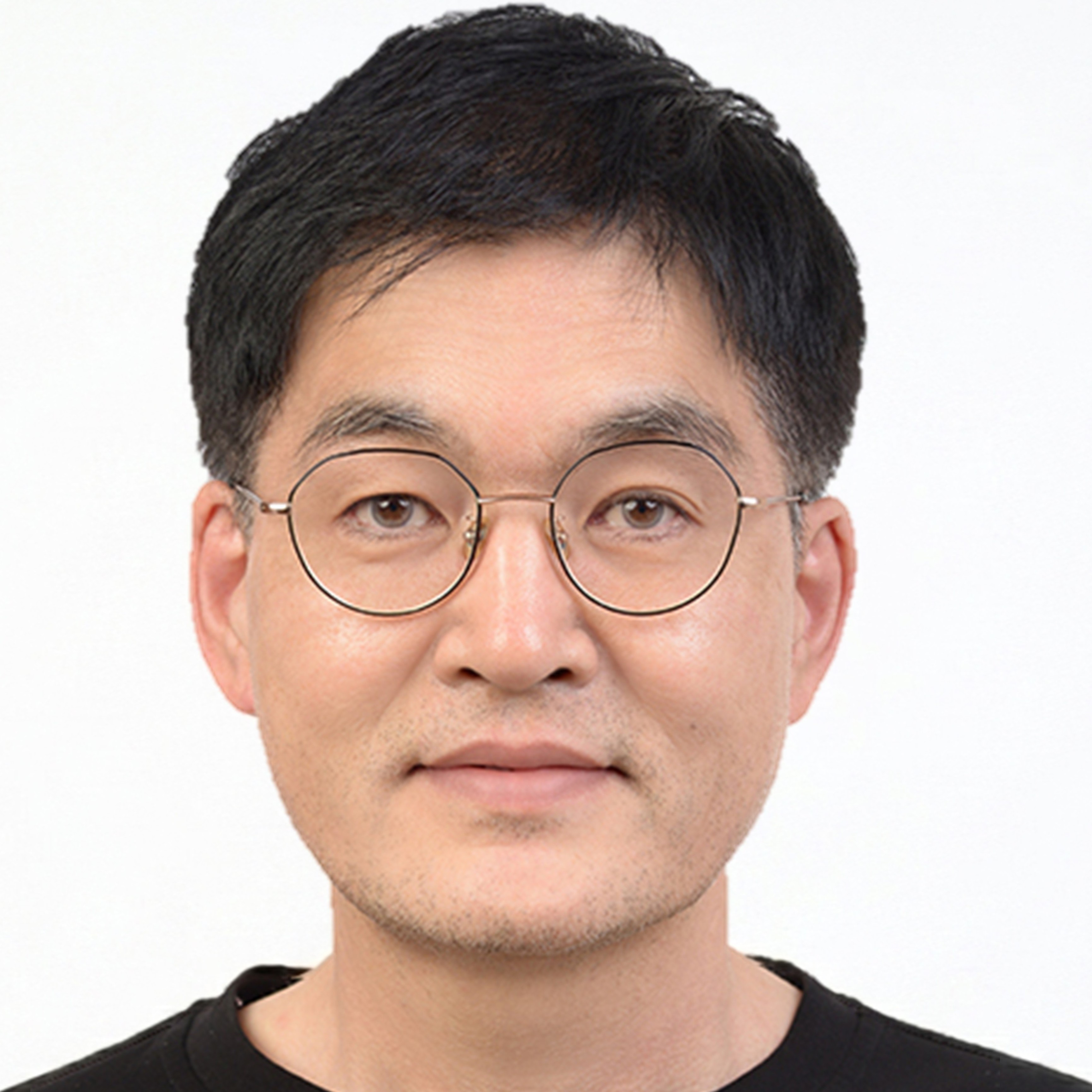 Headshot of Tae Jin Kim