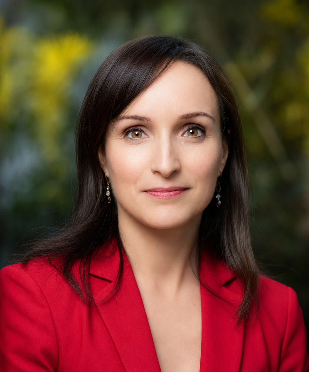 Mónica Bugallo Headshot