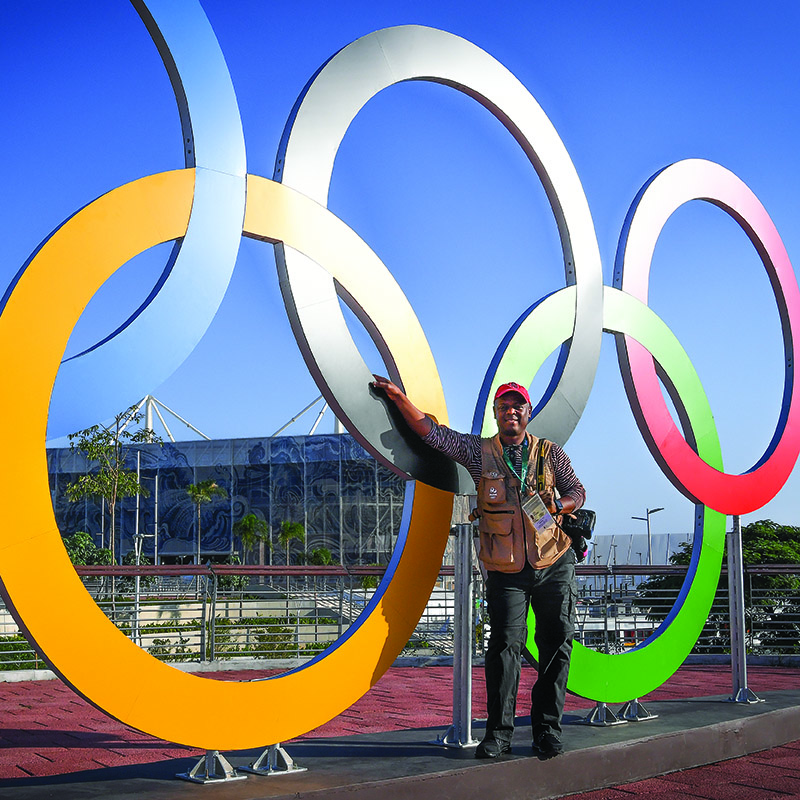 bedel saget at the olympic rings