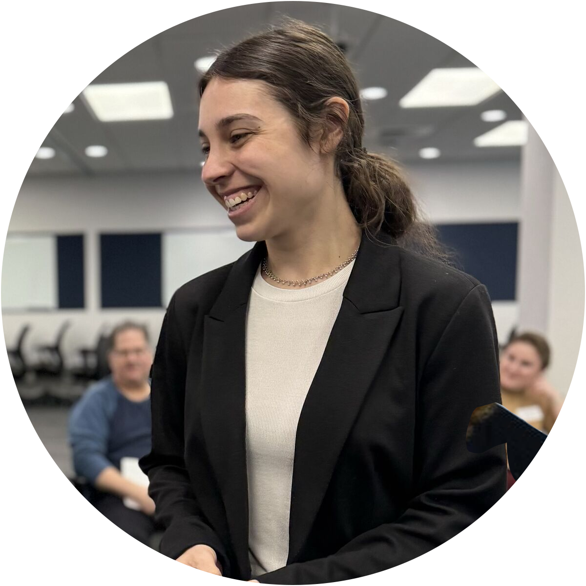 Nicole Hurowitz headshot