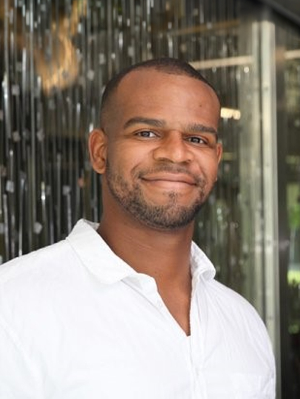 Headshot of Matthew Wynter