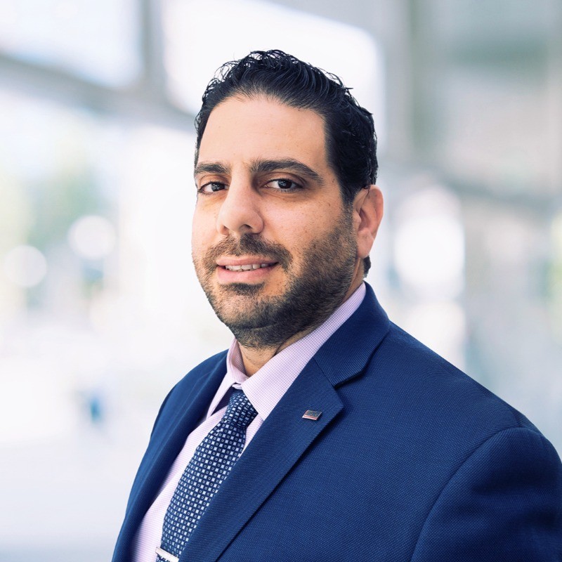 Headshot of Peter Diakovasilis