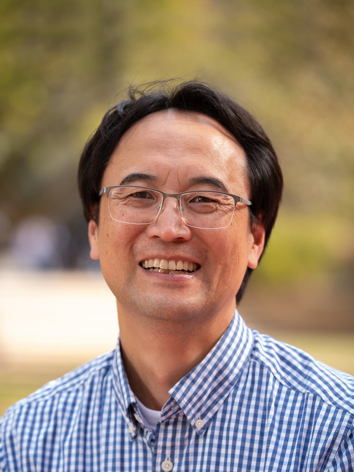 Headshot of Young Shin Kim
