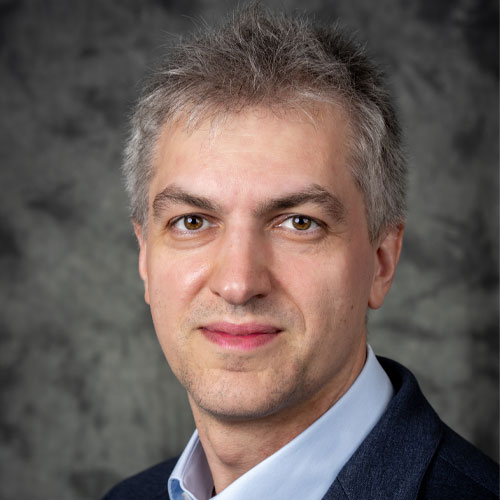 Headshot of Anton Selitskiy