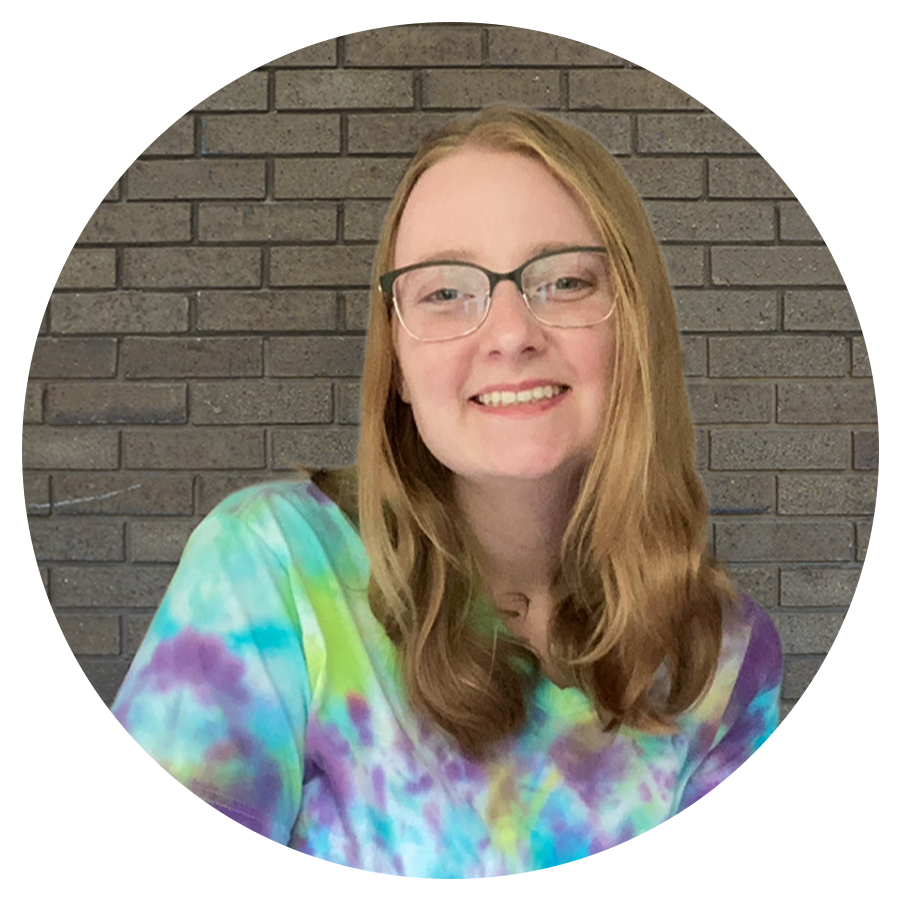 Danielle Henneborn Headshot