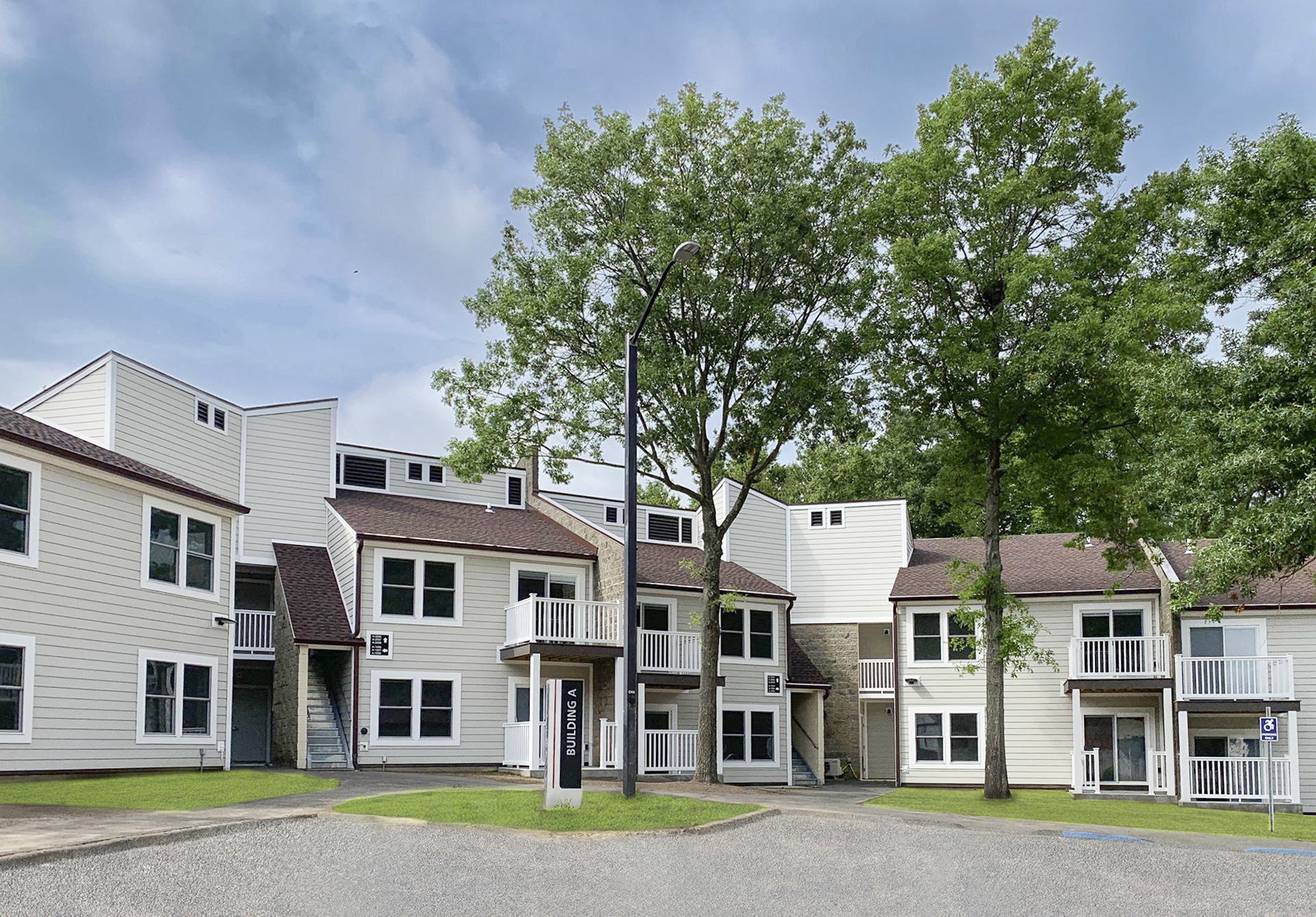 Chapin Apartments