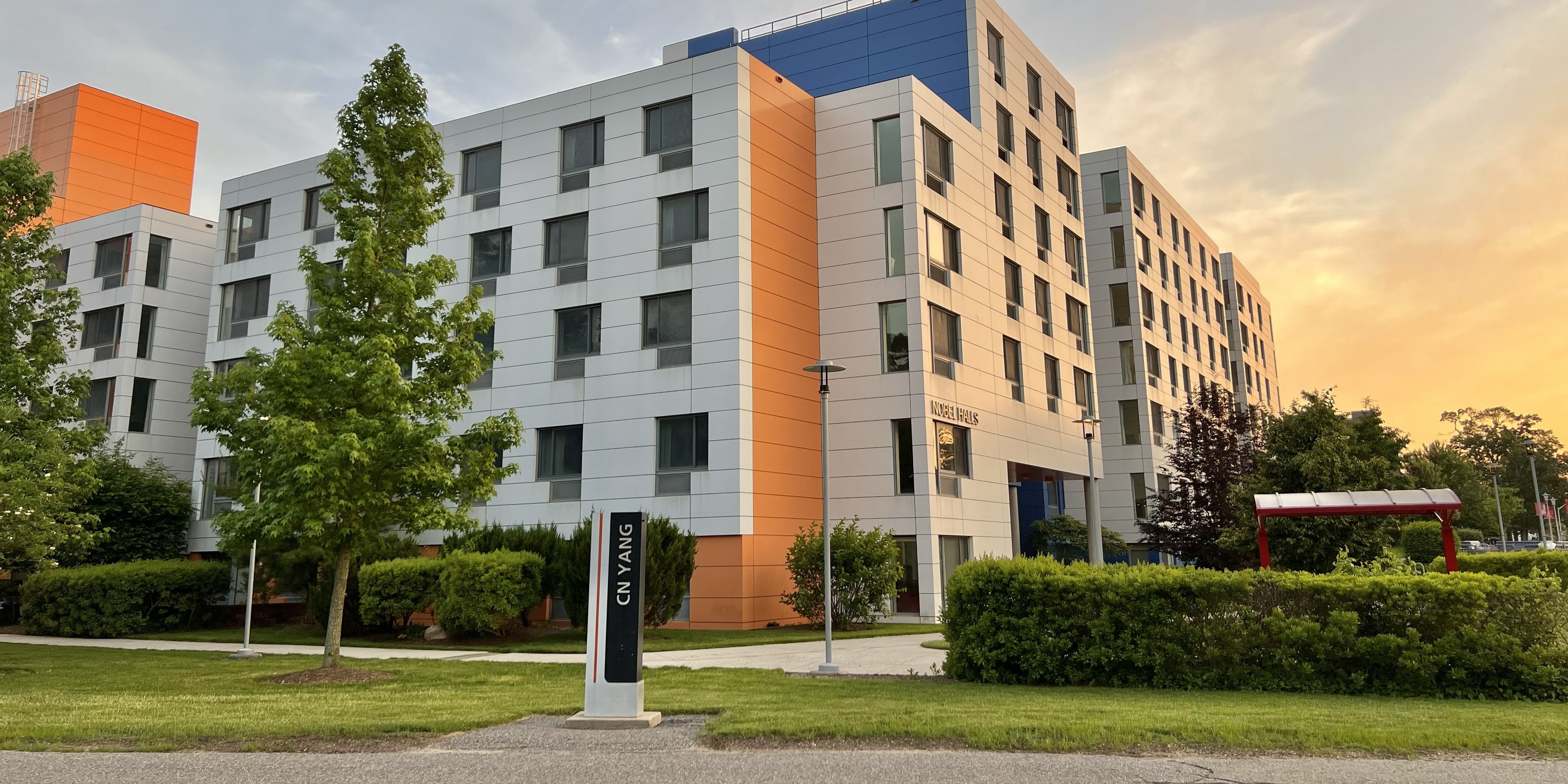 Lauterbur and Yang Halls